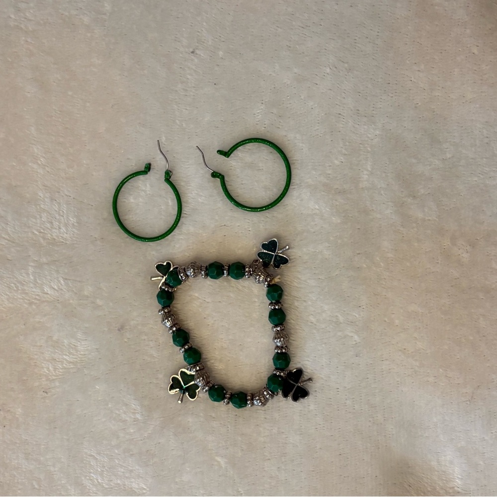 Green Clover Jewelry Set